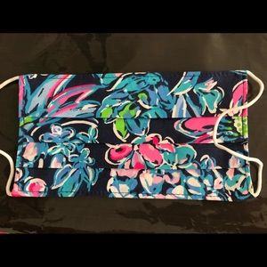 Lilly Pulitzer Face Mask 💯 Authentic